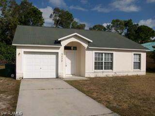 5239 Confederate Dr., Naples, FL