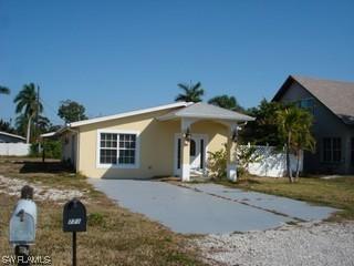 771 94th Ave., Naples, FL 34108