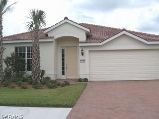 2140 Fairmont Ln., Naples, FL 34120
