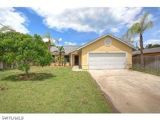 1379 Rordon Ave., Naples, FL 34103