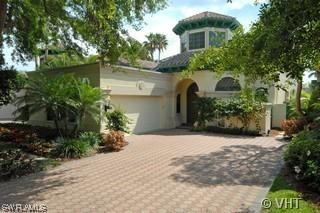 7935 Vizcaya Way, Naples, FL 34108