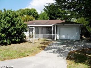 4405 Parrot Ave., Naples, FL 34104