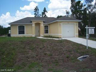 730 Randall Ave., Lehigh Acres, FL 33936
