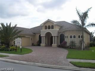 7328 Hagen Way, Naples, FL 34113