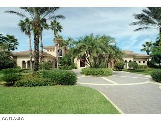 1853 Plumbago Way, Naples, FL 34105