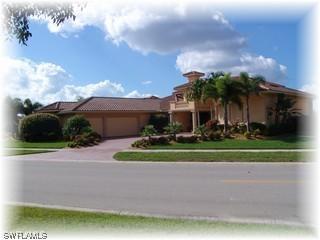 2701 Olde Cypress Dr., Naples, FL 34119