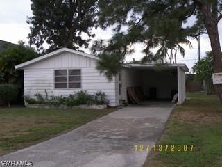 762 107th Ave., Naples, FL 34108