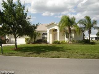 896 Grand Rapids Blvd., Naples, FL 34120