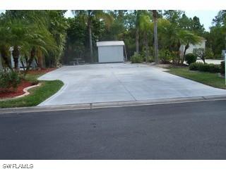 1682 Diamond Lake Cir., Naples, FL