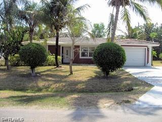 4937 Cortez Cir., Naples, FL