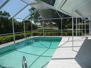 400 Marathon Ct., Naples, FL 34112