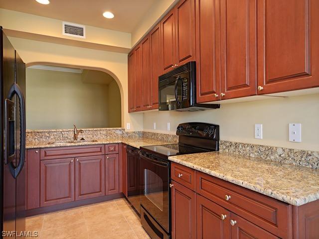 850 6th Ave. #204, Naples, FL 34102