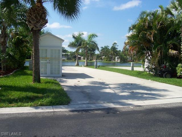 1217 Diamond Lake Cir., Naples, FL