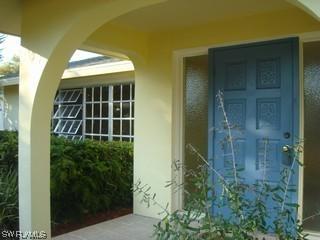 621 Binnacle Dr., Naples, FL 34103