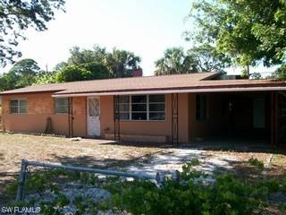 3979 Coconut Cir., Naples, FL 34104