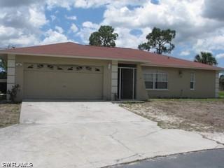 1090 16th Ave., Naples, FL