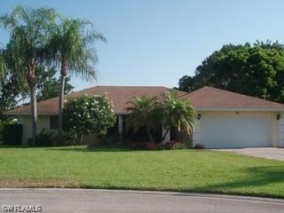 761 Clarendon Ct., Naples, FL
