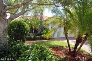 967 Fountain Run, Naples, FL 34119
