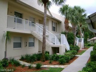 225 Robin Hood Cir. #201, Naples, FL