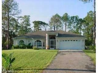 2030 22nd Ave., Naples, FL 34120