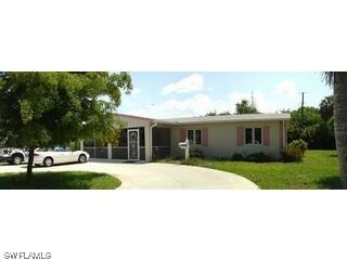 1222 11th Ct., Naples, FL 34102