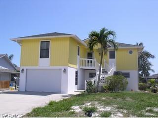 132 Trinidad St., Naples, FL 34113