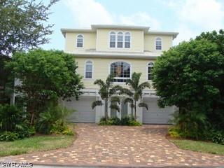 730 Pan Am Ave., Naples, FL 34110