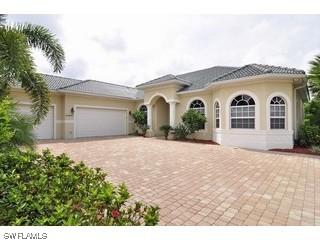 24801 Avonleigh Ct., Bonita Springs, FL 34135