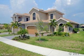 1453 Serrano Cir., Naples, FL 34105