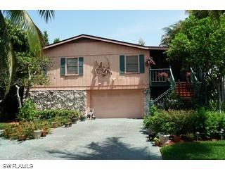 1276 Venetian Way, Naples, FL