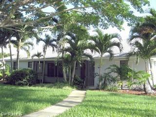 475 Central Ave., Naples, FL 34102
