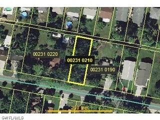 10251 Carolina St., Bonita Springs, FL 34135