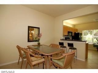 357 Emerald Bay Cir. #Q-3, Naples, FL
