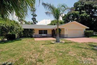 9720 Winterview Dr., Naples, FL