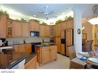 5902 Paradise Cir. #52, Naples, FL