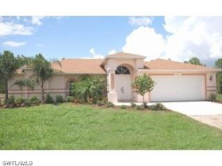 2421 29th Ave., Naples, FL 34120