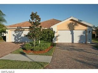 7417 Emilia Ln., Naples, FL