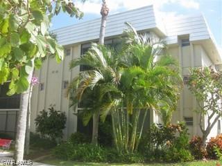 788 Park Shore Dr. #17, Naples, FL