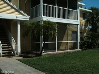 2650 Fountain View Cir. #106, Naples, FL