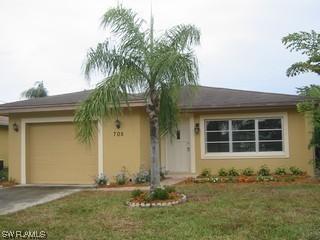 705 93rd Ave., Naples, FL 34108