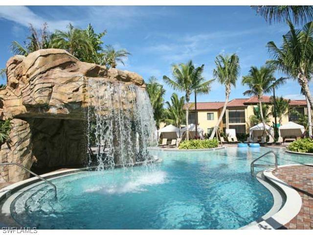 975 Sandpiper St. #104, Naples, FL