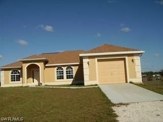 2445 39th Ave., Naples, FL 34120
