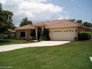 200 Mentor Dr., Naples, FL 34110