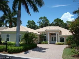1639 Manchester Ct., Naples, FL 34109