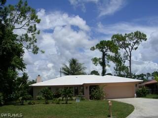 592 Eastwood Dr., Naples, FL