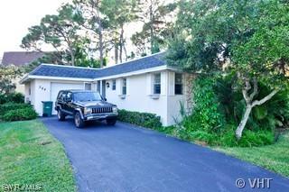 264 Yorkshire Ct. #12, Naples, FL