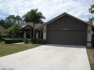 2303 Queens Way, Naples, FL