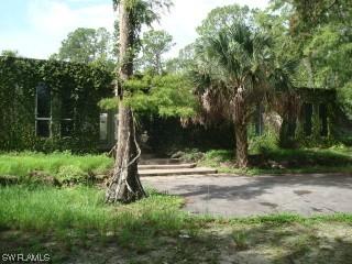 710 Jung Blvd., Naples, FL