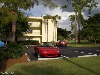 1087 Forest Lakes Dr. #104, Naples, FL 34105
