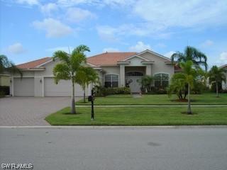 2219 Grove Dr., Naples, FL 34120